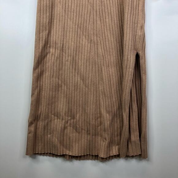 Wayf x BFF Hollie midi sweater dress tan - Medium - Picture 7 of 13